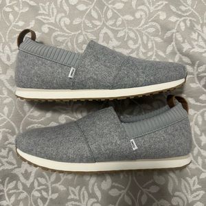 TOMS Alpargata Resident sneaker-slipper hybrid Size 8.5